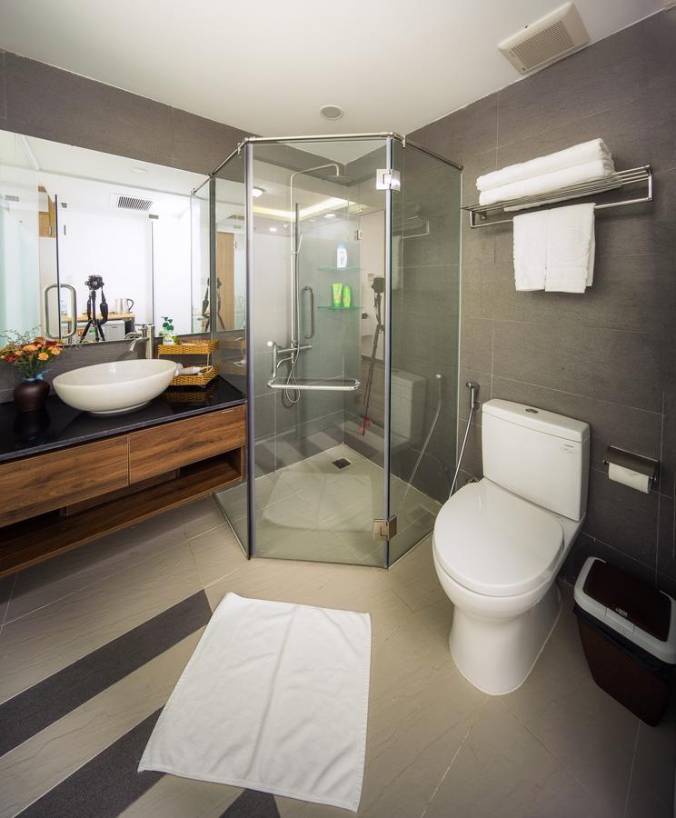 Della Boutique Hotel Хошимин Экстерьер фото