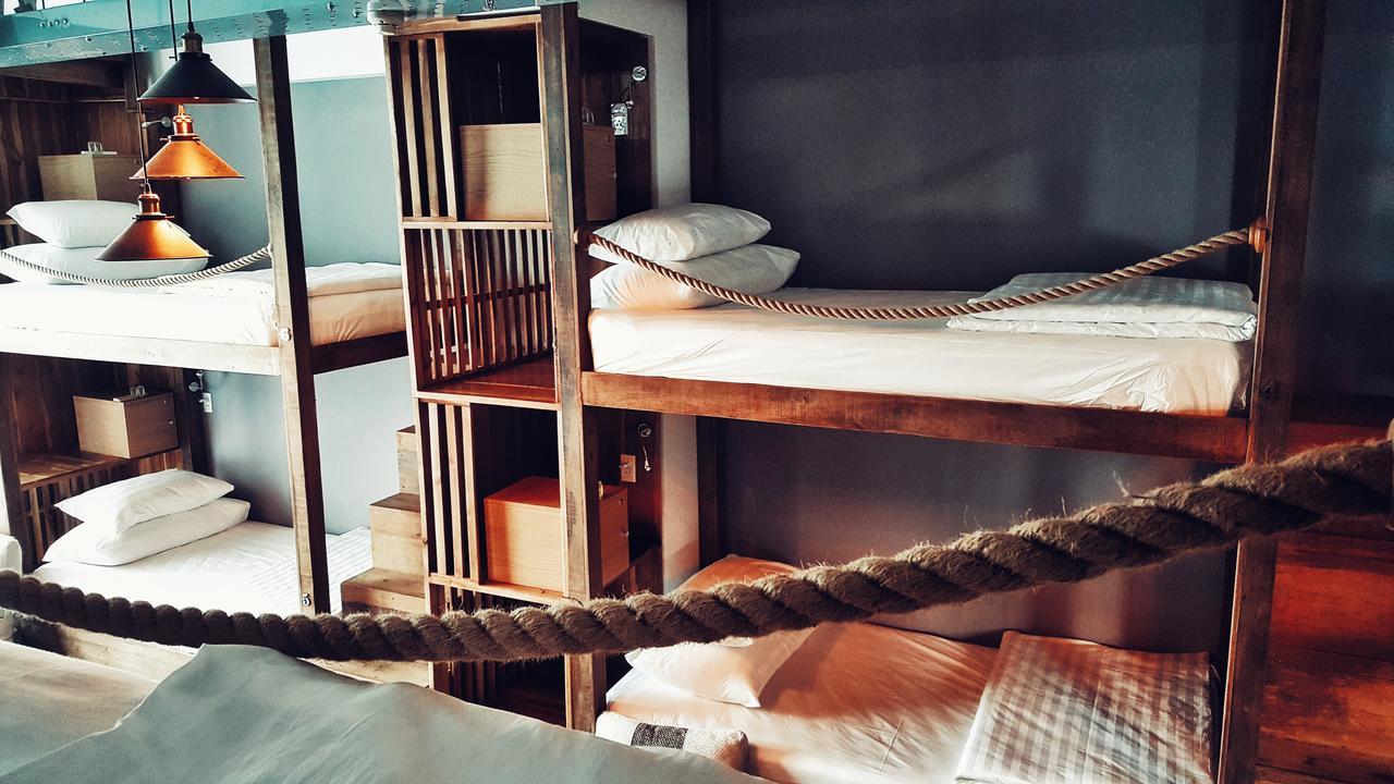 Della Boutique Hotel Хошимин Экстерьер фото