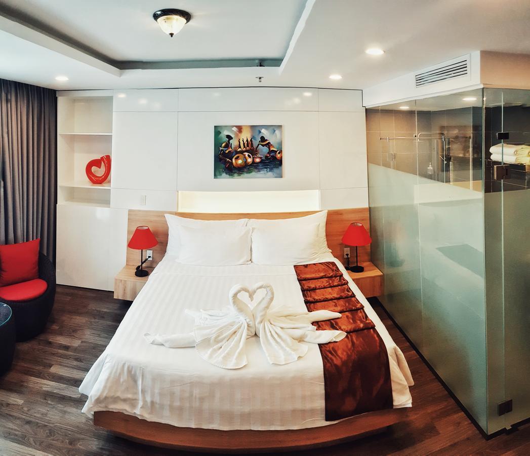 Della Boutique Hotel Хошимин Экстерьер фото